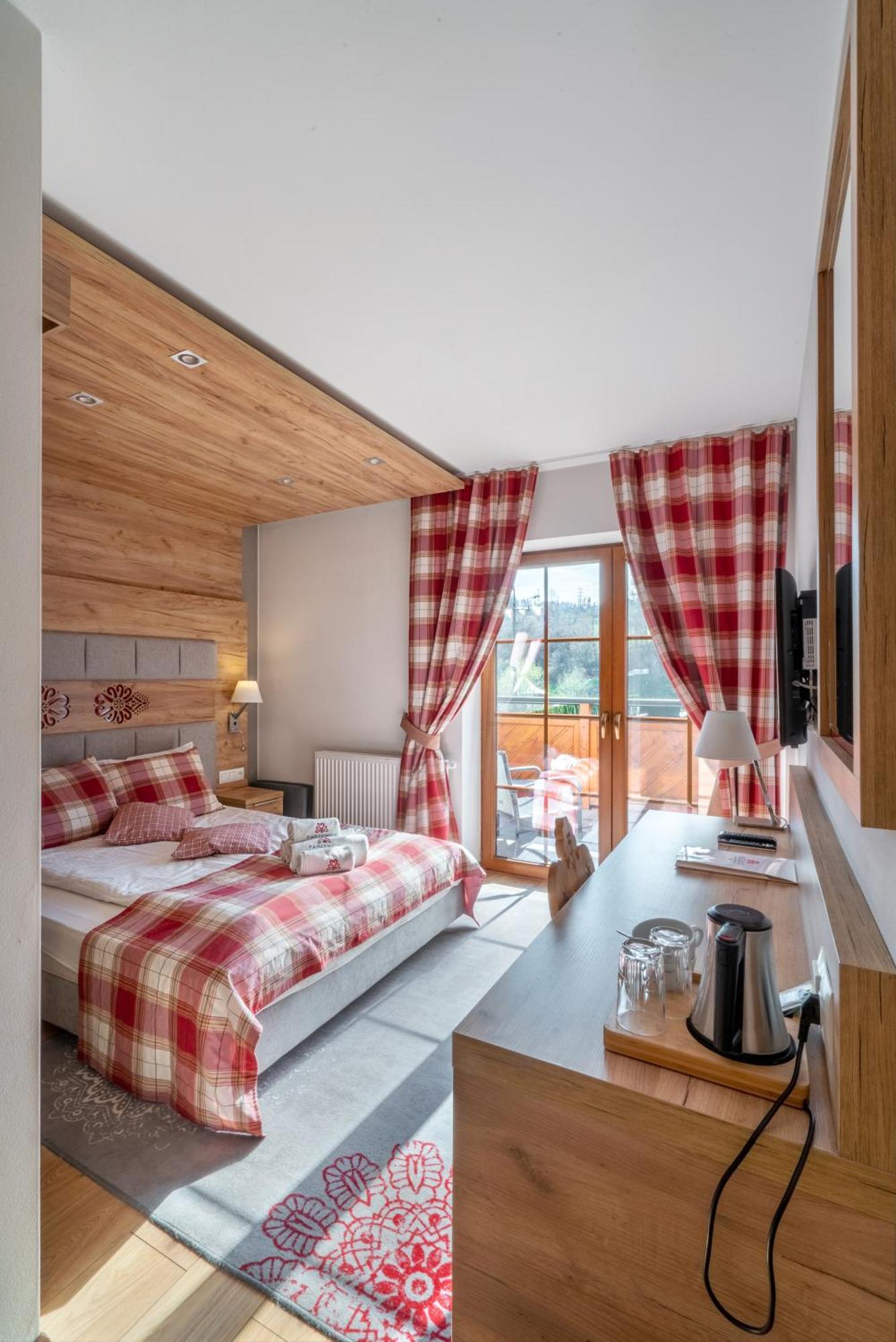Parzenica B&B - Wyjatkowa I Jedyna!!! Sprawdz Nas A Nie Pozalujesz! เบียลกาตัทร์ชันสกา ภายนอก รูปภาพ